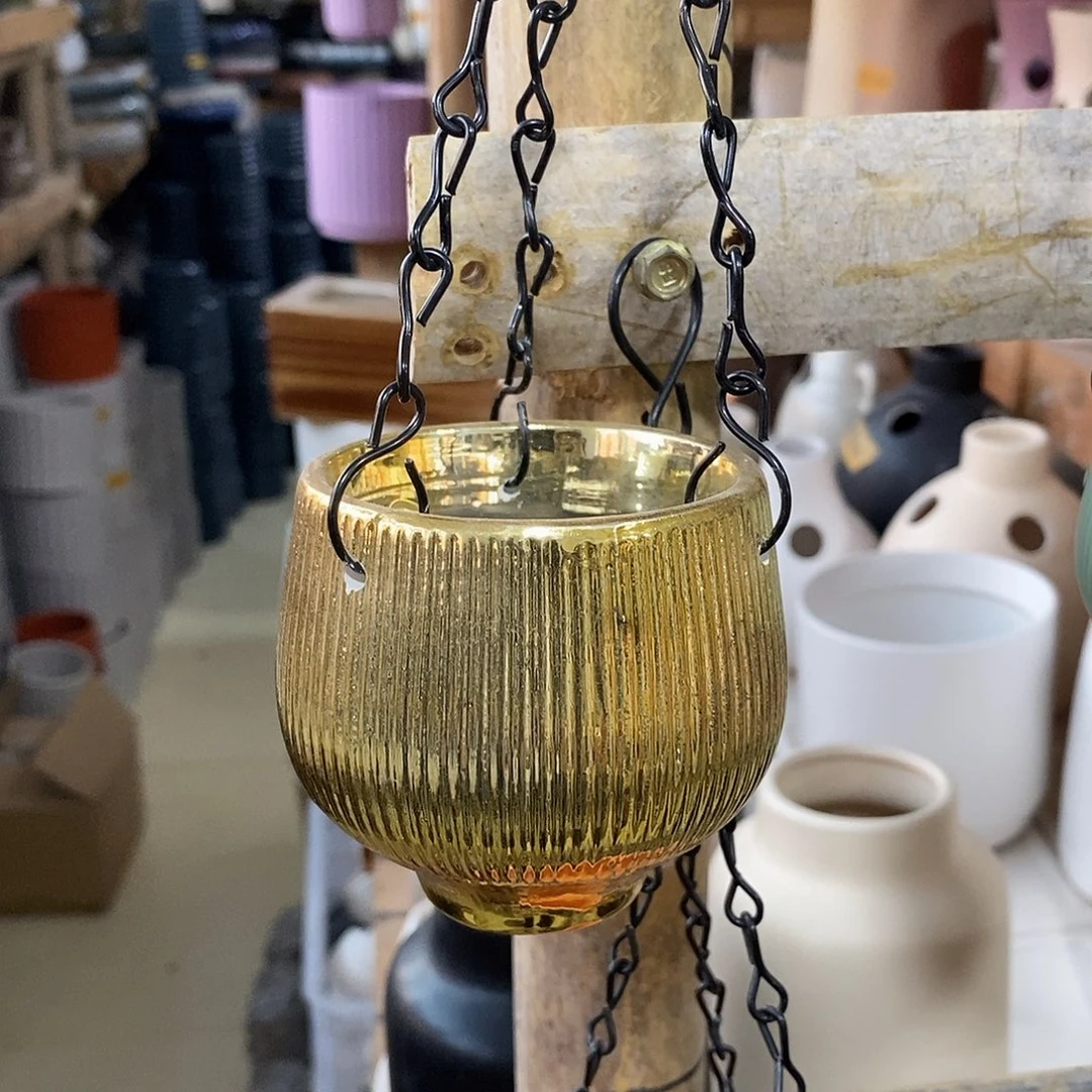 摆件陶盆有孔 瑕疵介意勿拍