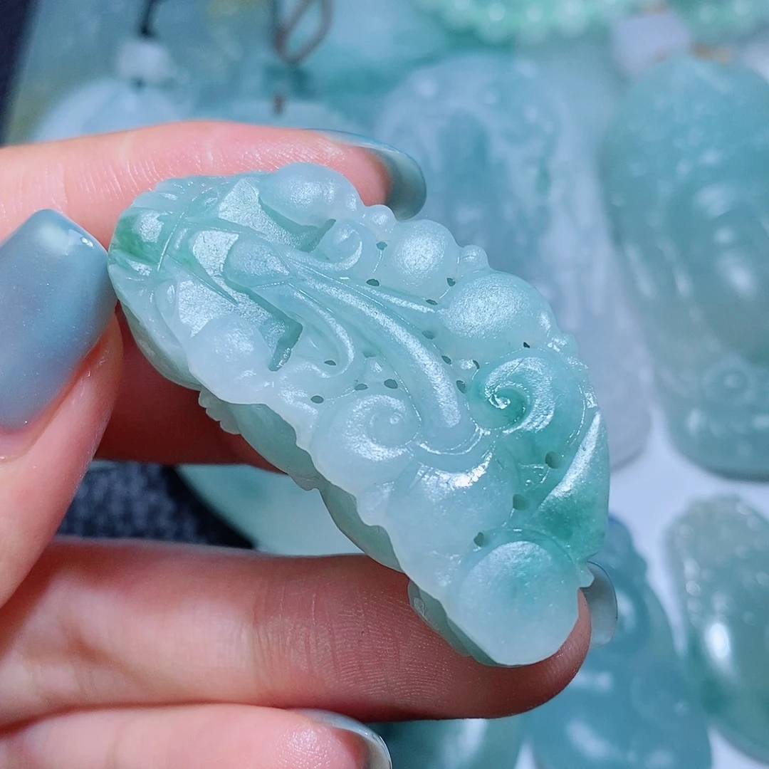 定制翡翠未镶嵌毛货付款后确认抛光