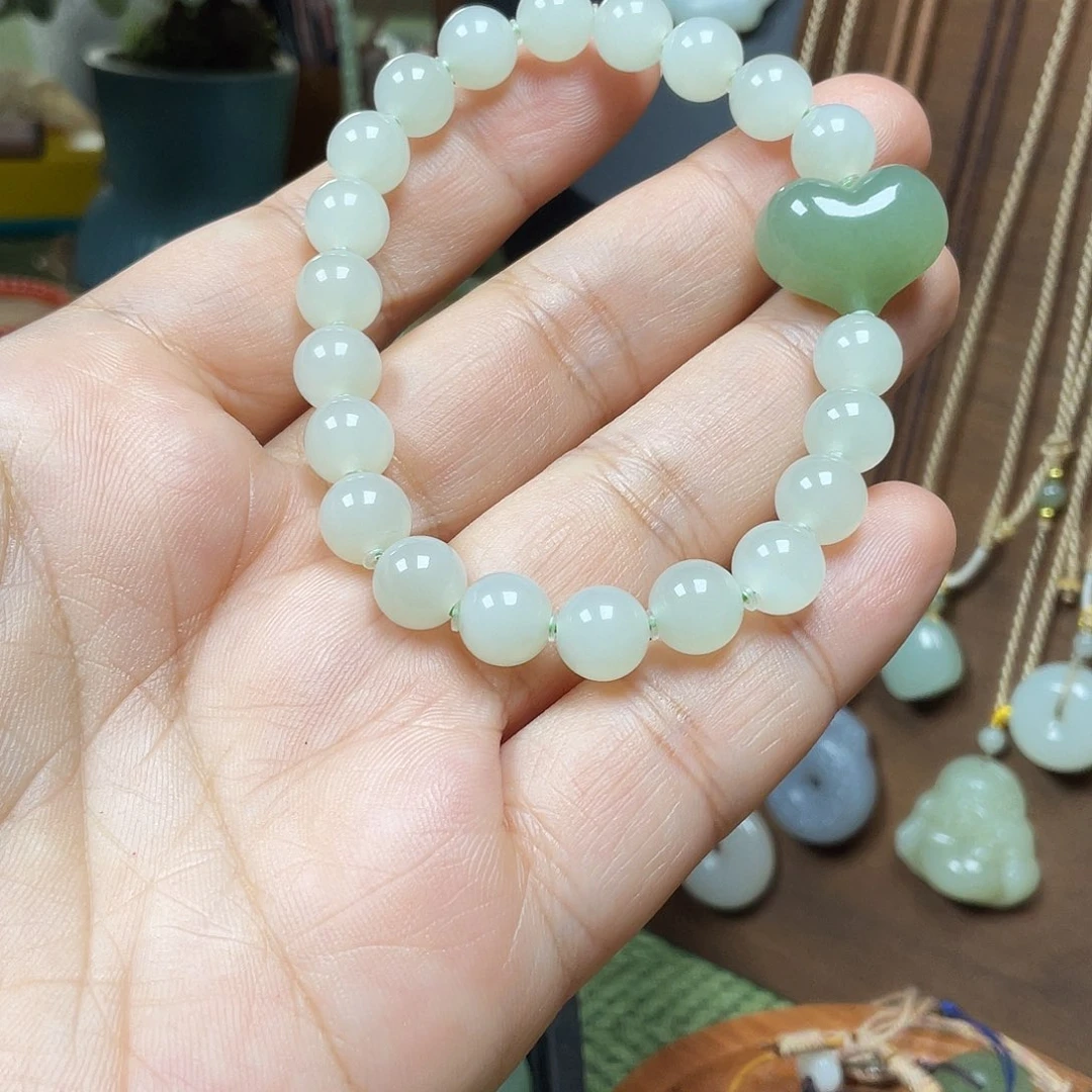 和田玉未镶嵌手串