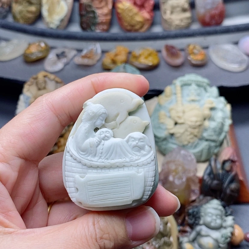 【闪购商品】定制石英质玉吊坠未镶嵌