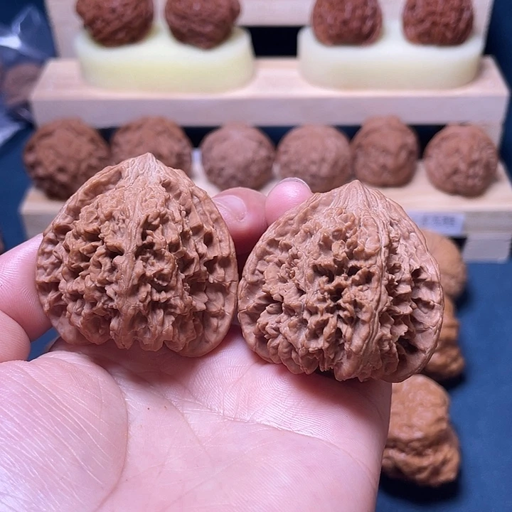 文玩核桃吊坠满天星43