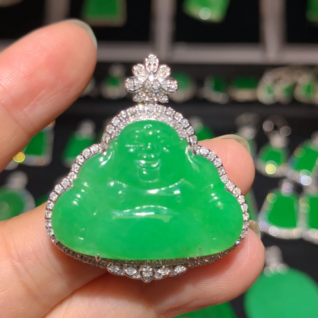 翡翠18K金镶嵌颈饰翡翠