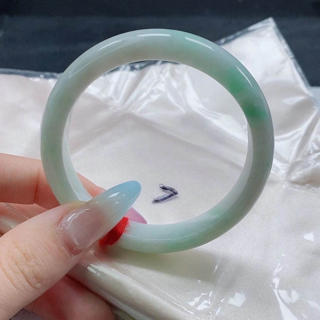 【闪购商品】未镶嵌手镯翡翠564号
