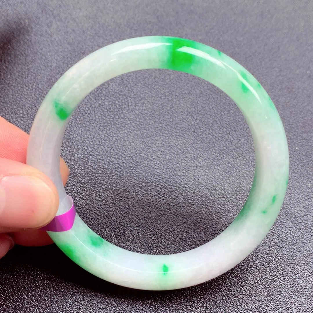 翡翠手镯未镶嵌缅甸翡翠