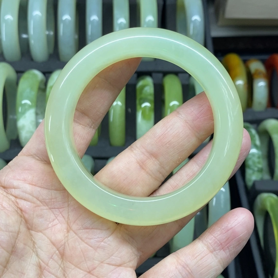 岫玉未镶嵌手镯57.1