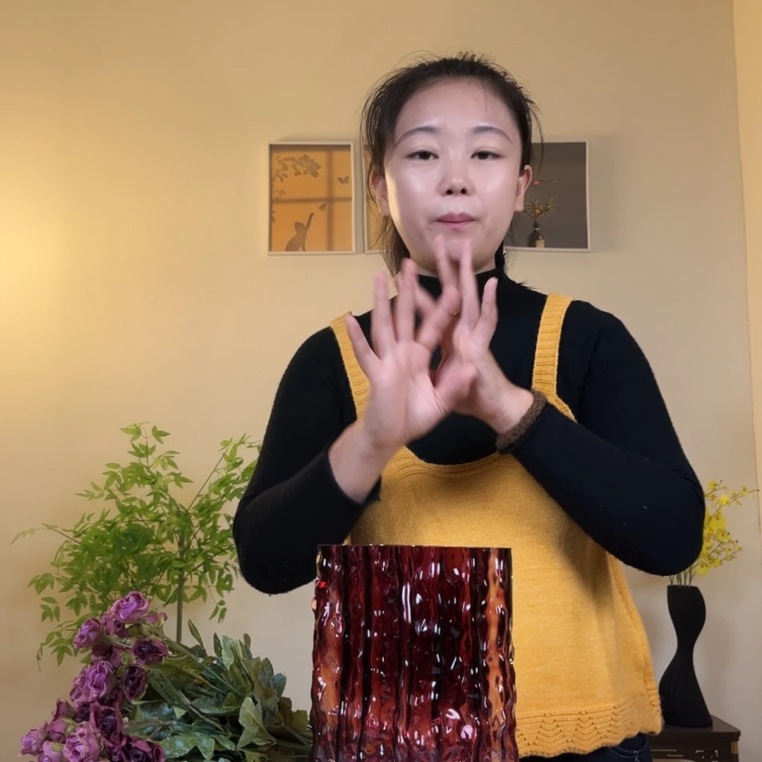 岩石明玻璃水晶花瓶