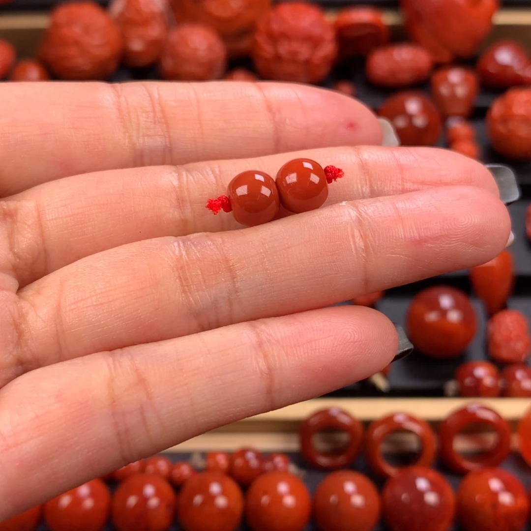未镶嵌老型对珠7.6mm南红玛瑙