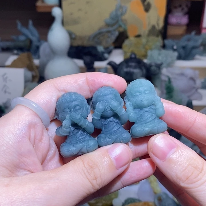 堕***麟定制翡翠未镶嵌翡翠