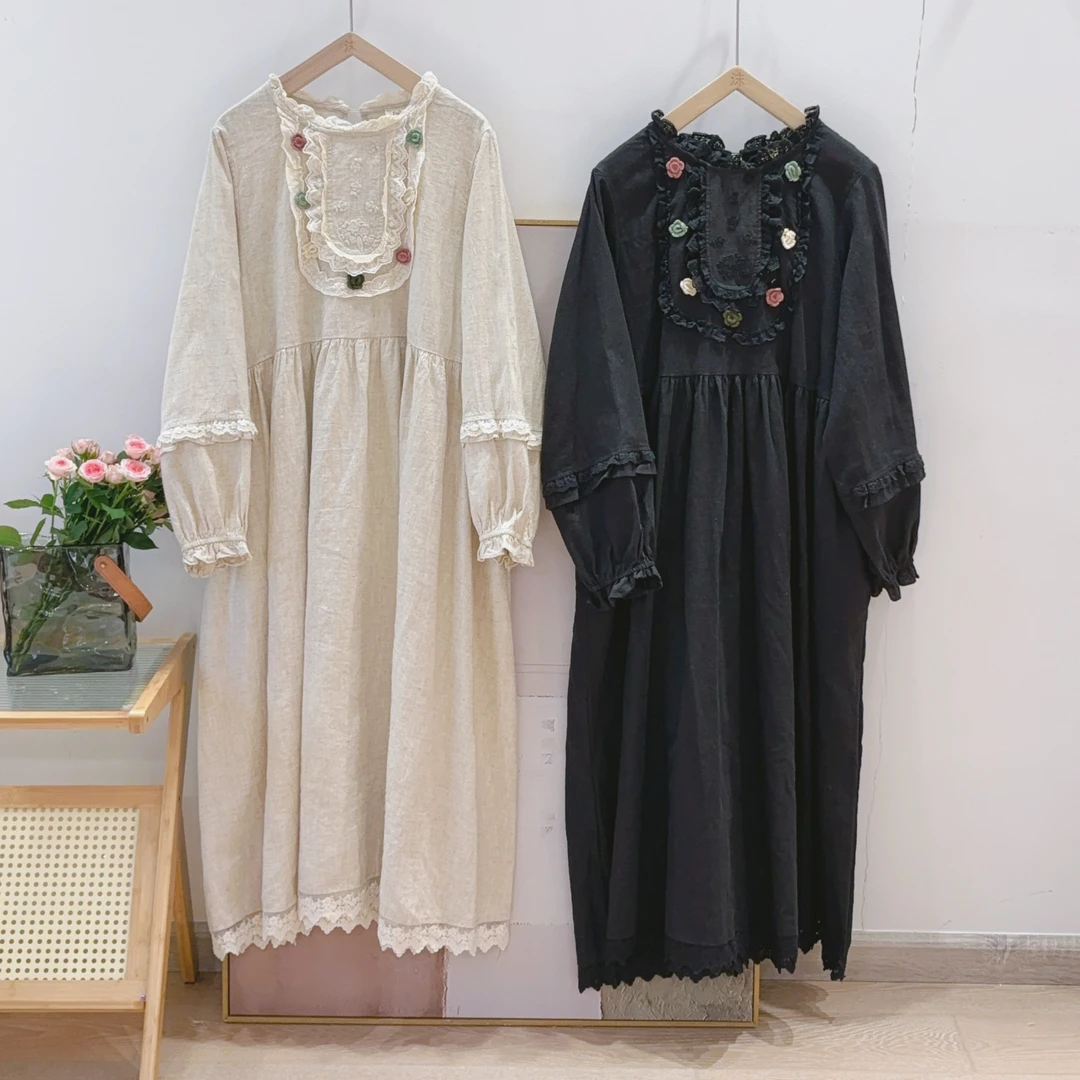 2025熊姑娘森日系轻文艺立体花拼花边宽松小众亚麻连衣裙0659327