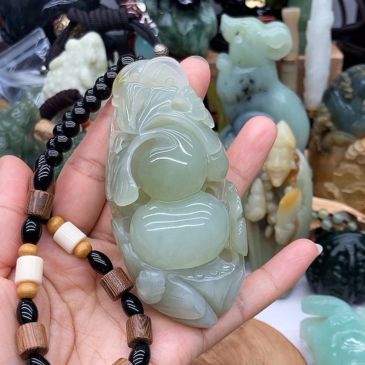 岫玉未镶嵌手把件