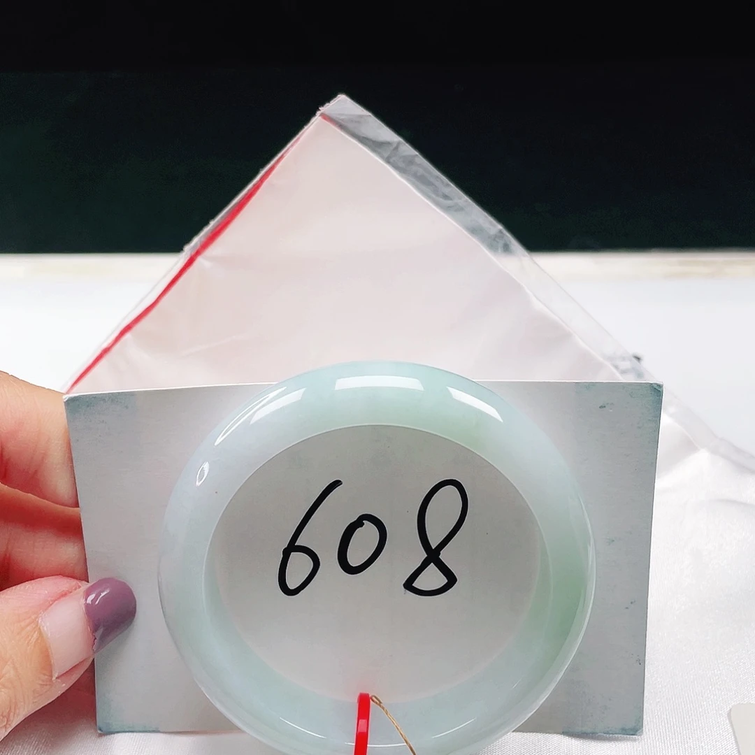 翡翠未镶嵌手镯缅甸翡翠50+