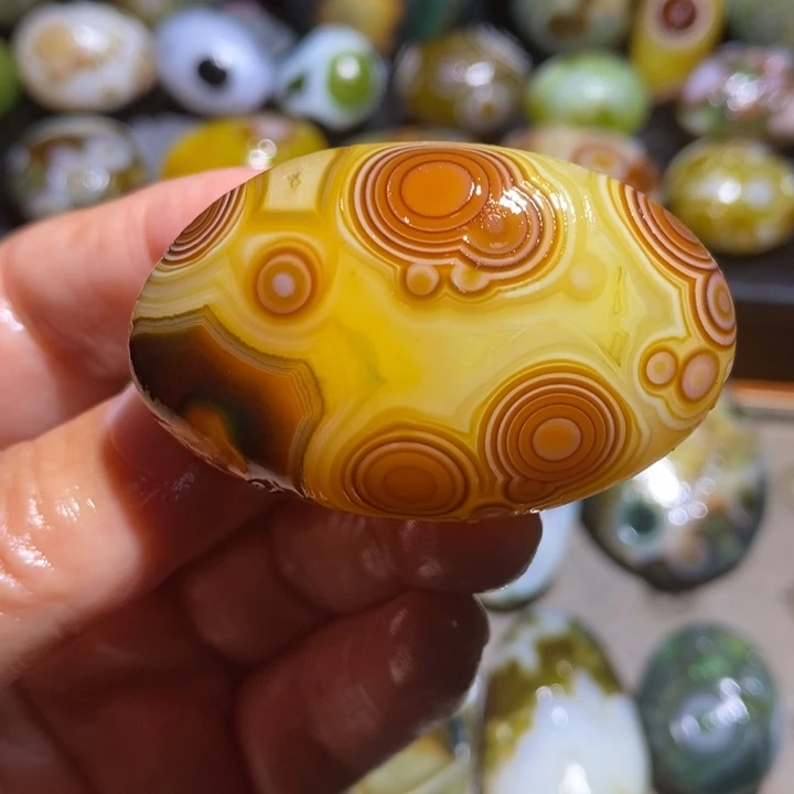 未镶嵌玛瑙/玉髓珠宝半成品86