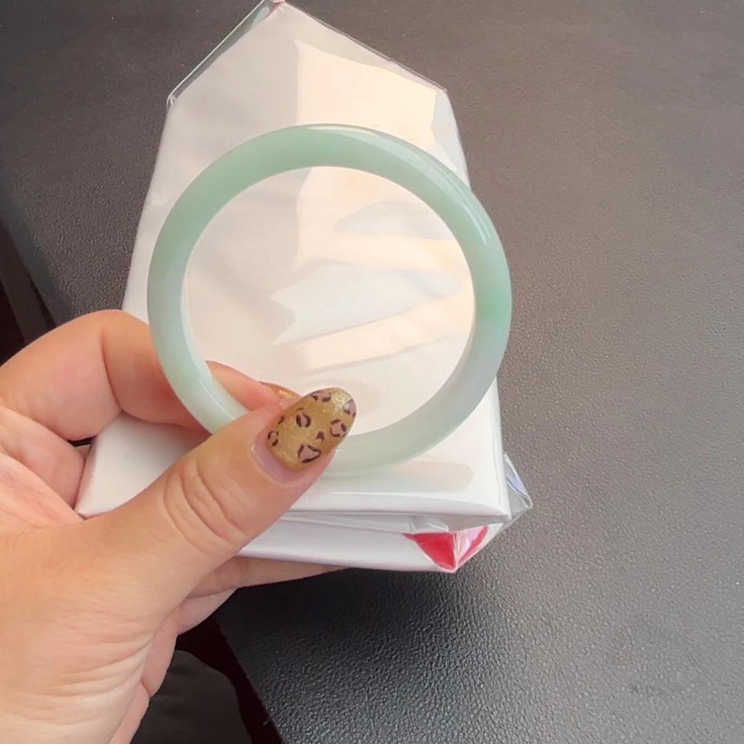 翡翠未镶嵌手镯51