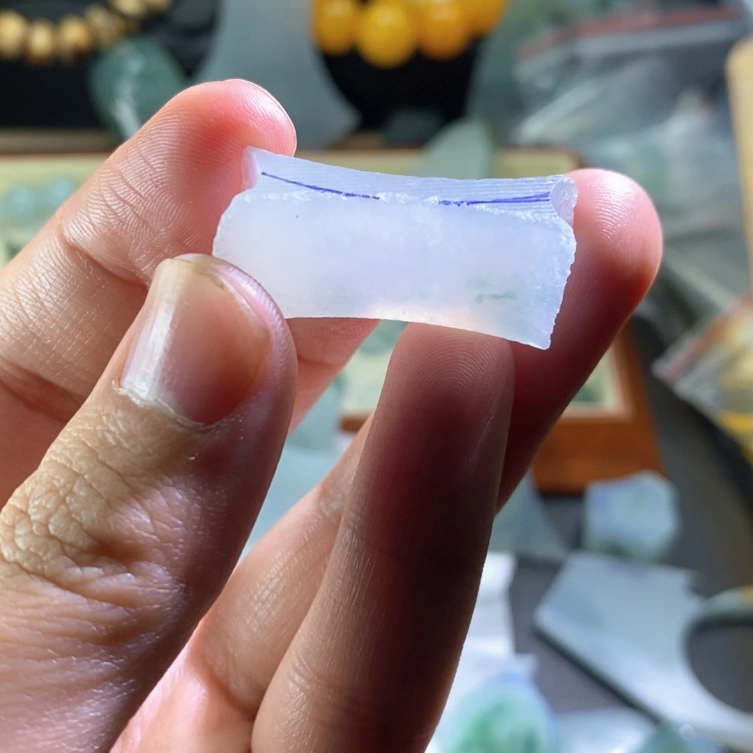 翡翠未镶嵌颈饰定制