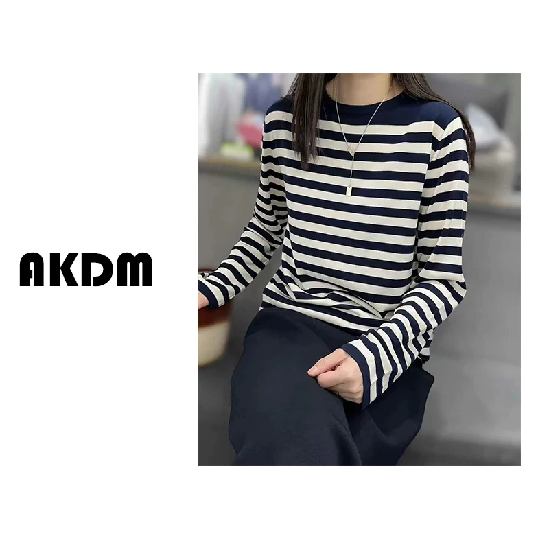 AKDM绢丝藏青拼白条纹撞色上衣873583