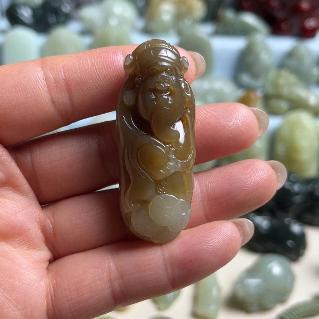 和田玉未镶嵌挂件