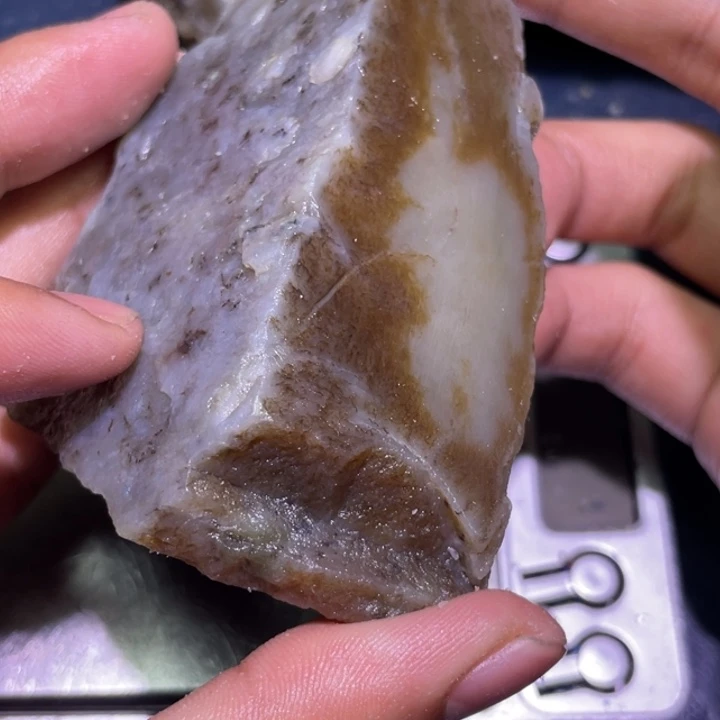 和田玉（糖玉）未镶嵌珠宝半成品