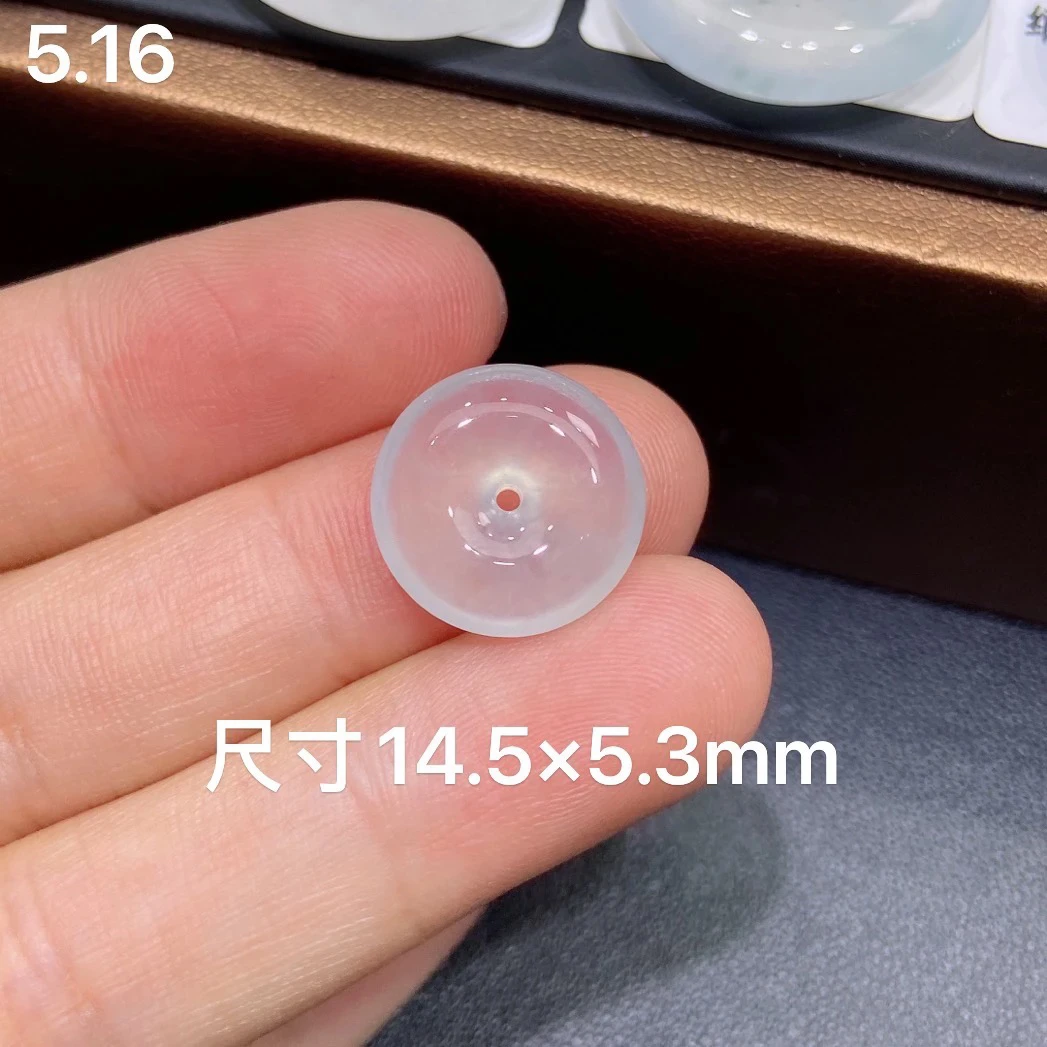 缅甸天然A货翡翠，高冰种起光蓝钢底 平安扣吊坠，精致精美百搭Z