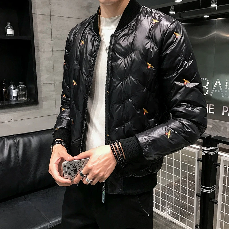 TERINELO/黛芮奈勒小蜜蜂刺绣外套男羽绒服轻薄韩版帅气潮冬季薄