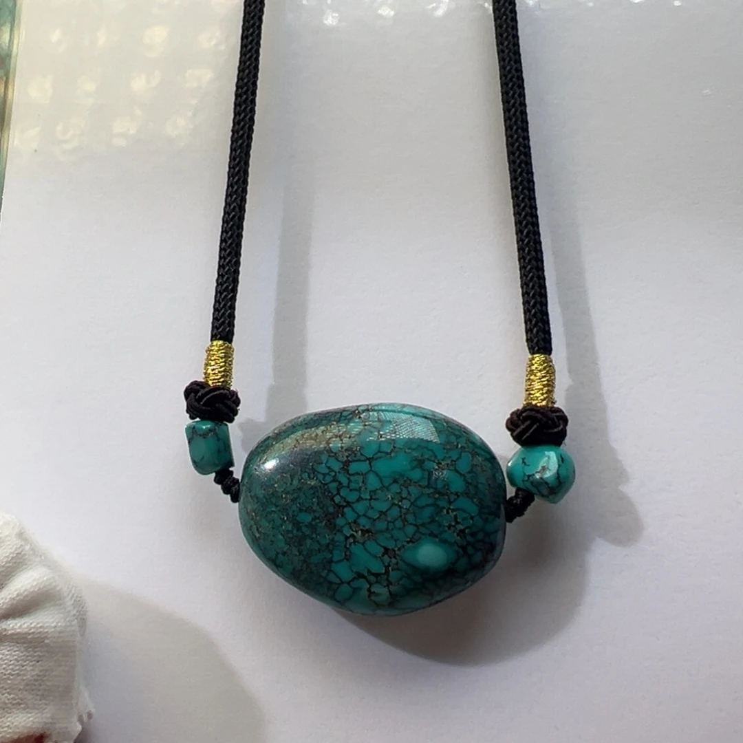 绿松石未镶嵌挂件