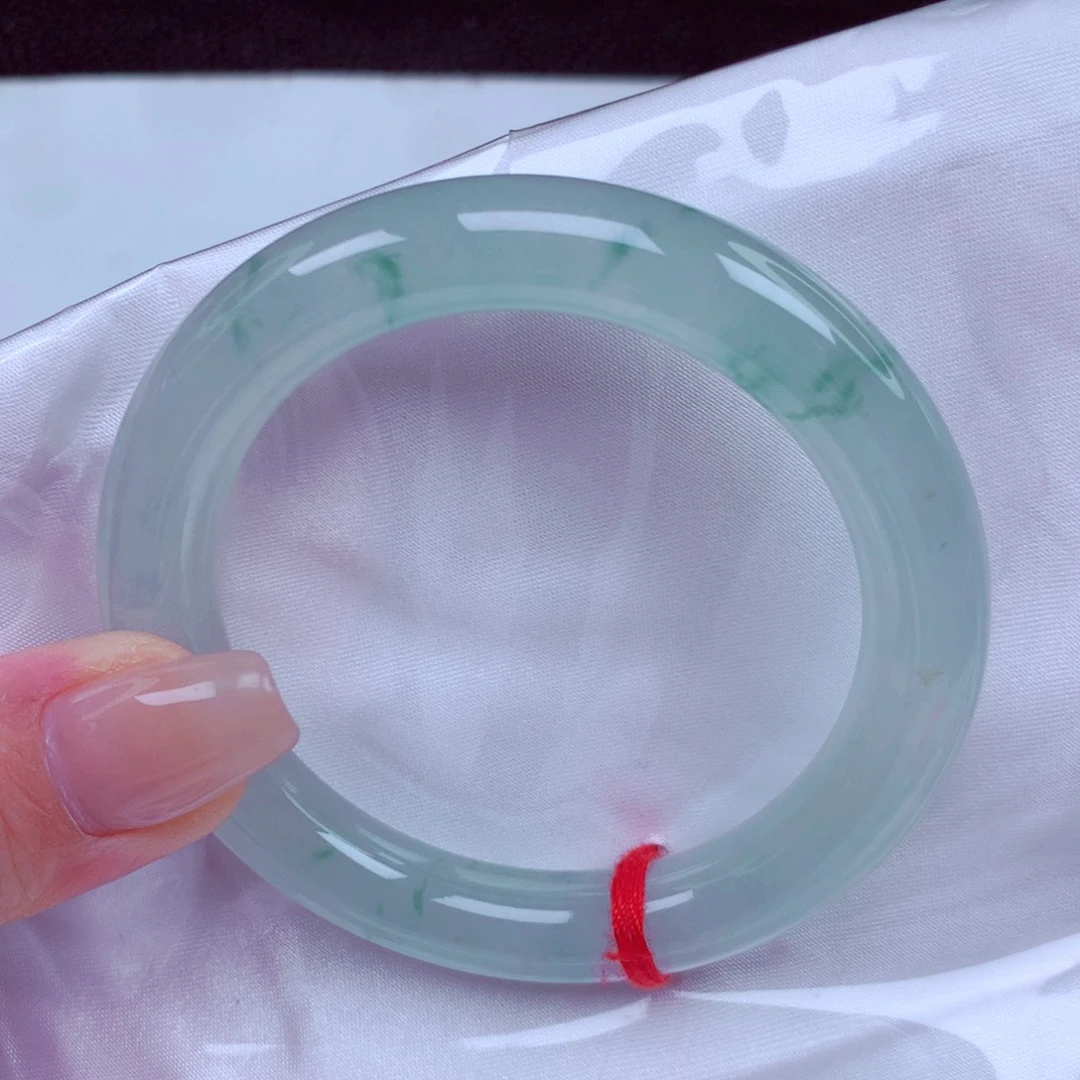 翡翠未镶嵌手镯手镯