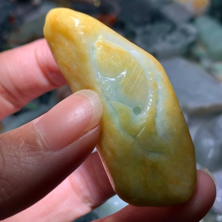 翡翠颈饰未镶嵌保真天然A货翡翠