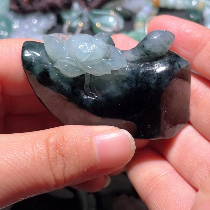 【闪购商品】翡翠颈饰未镶嵌天然翡翠