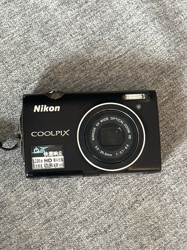 9新 Nikon/尼康 尼康s5100 1200w像素 5倍光学变焦