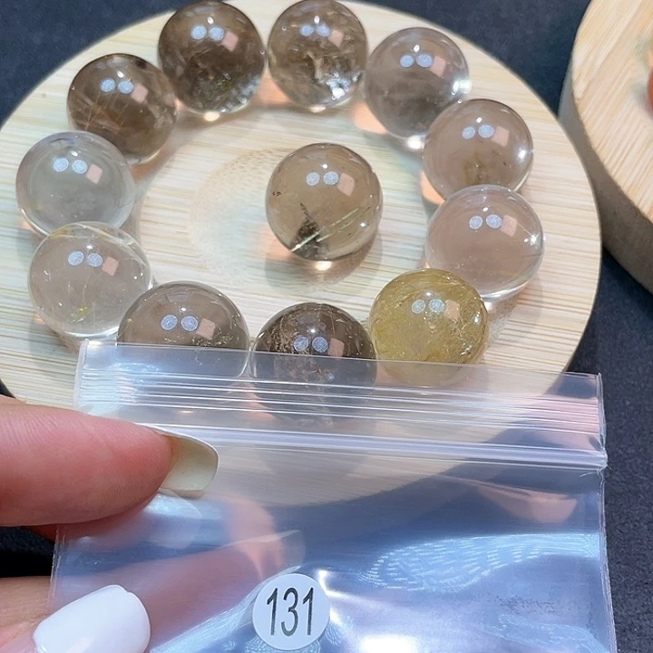 颈饰未镶嵌水晶大**泉