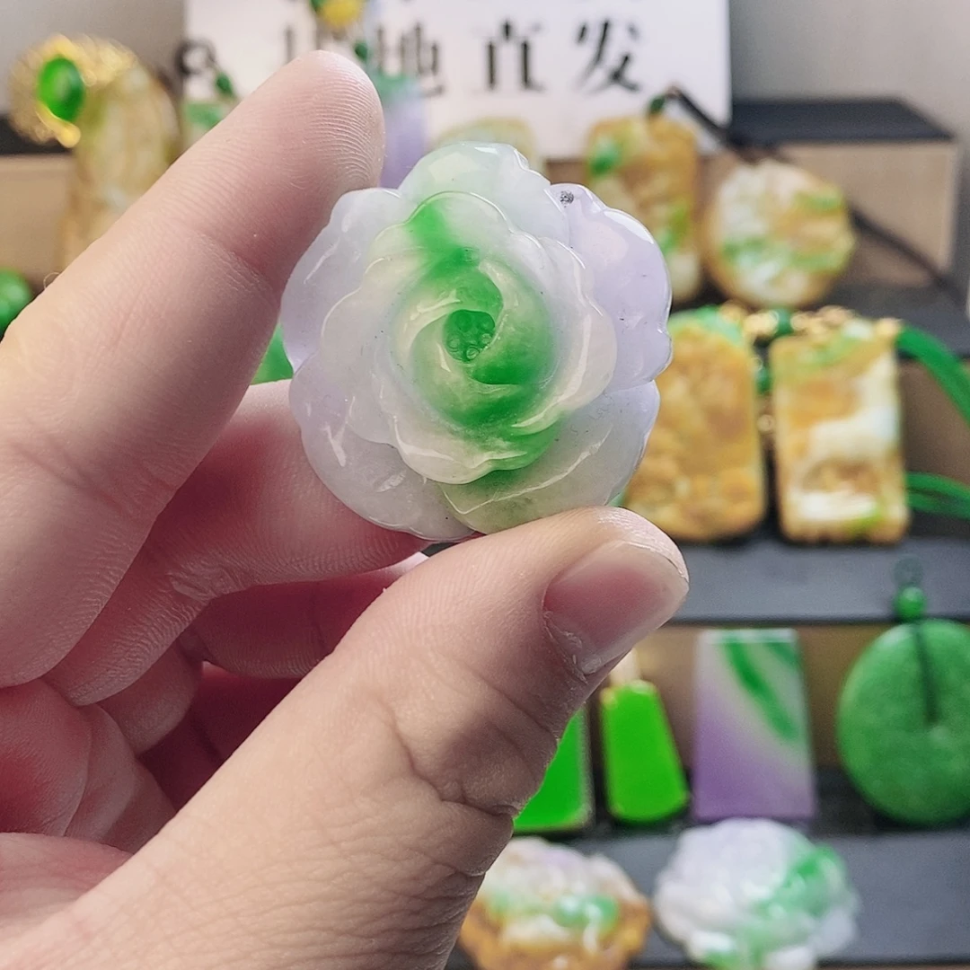 翡翠银S925镶嵌吊坠(赠链)