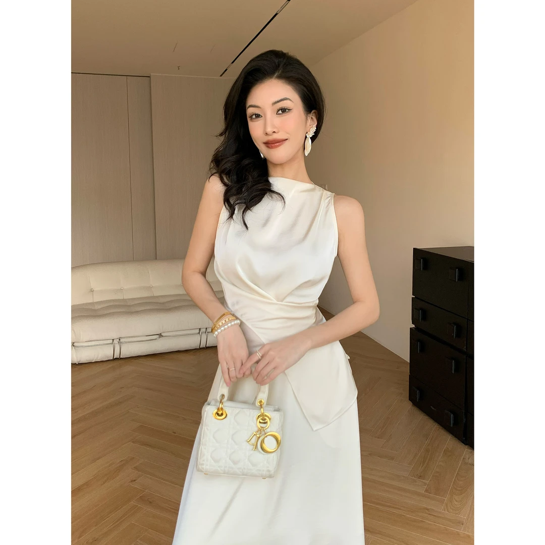 【现货】时尚气质休闲风轻熟显瘦修身设计感通勤上衣 JD03SZPT1076