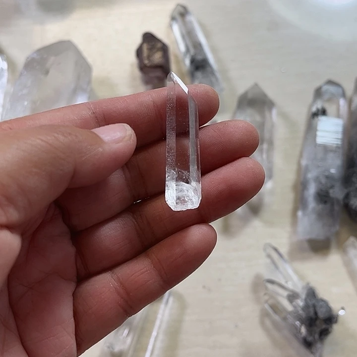 拾***E未镶嵌珠宝半成品水晶
