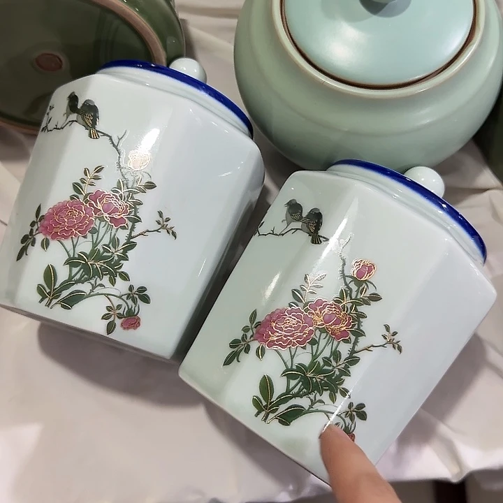 茶叶罐储物罐密封罐!