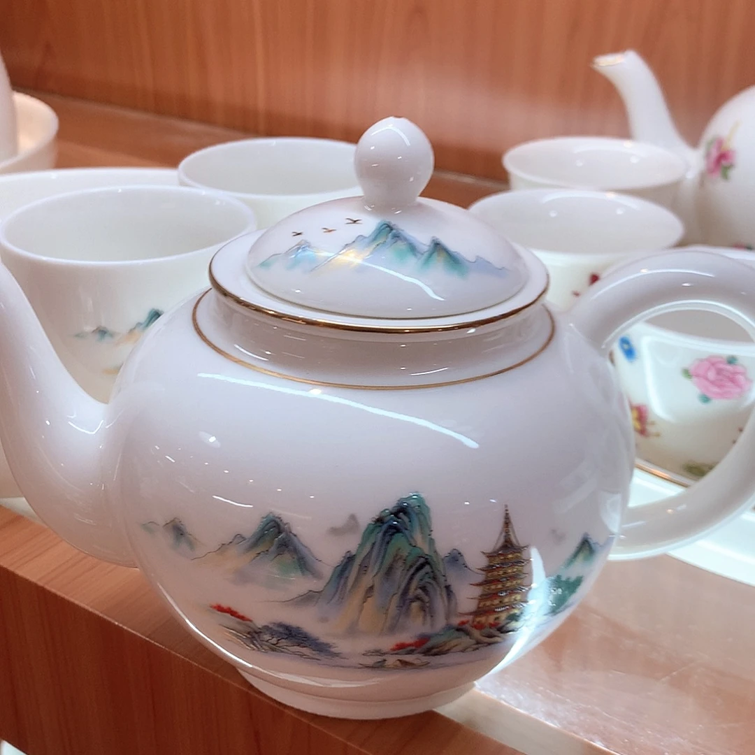 陶瓷茶壶哈哈哈哈哈