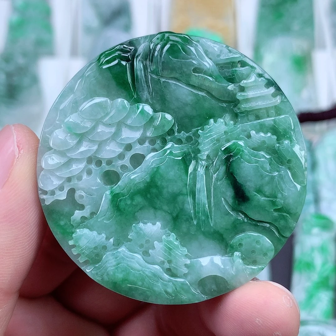 翡翠颈饰未镶嵌翡翠吊坠