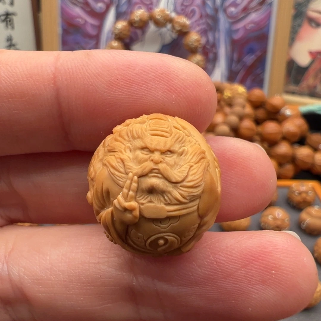 吊坠猴头核桃钟馗