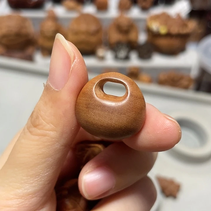 旅****檀香木其他福包印度迈索尔老山檀香保真天然