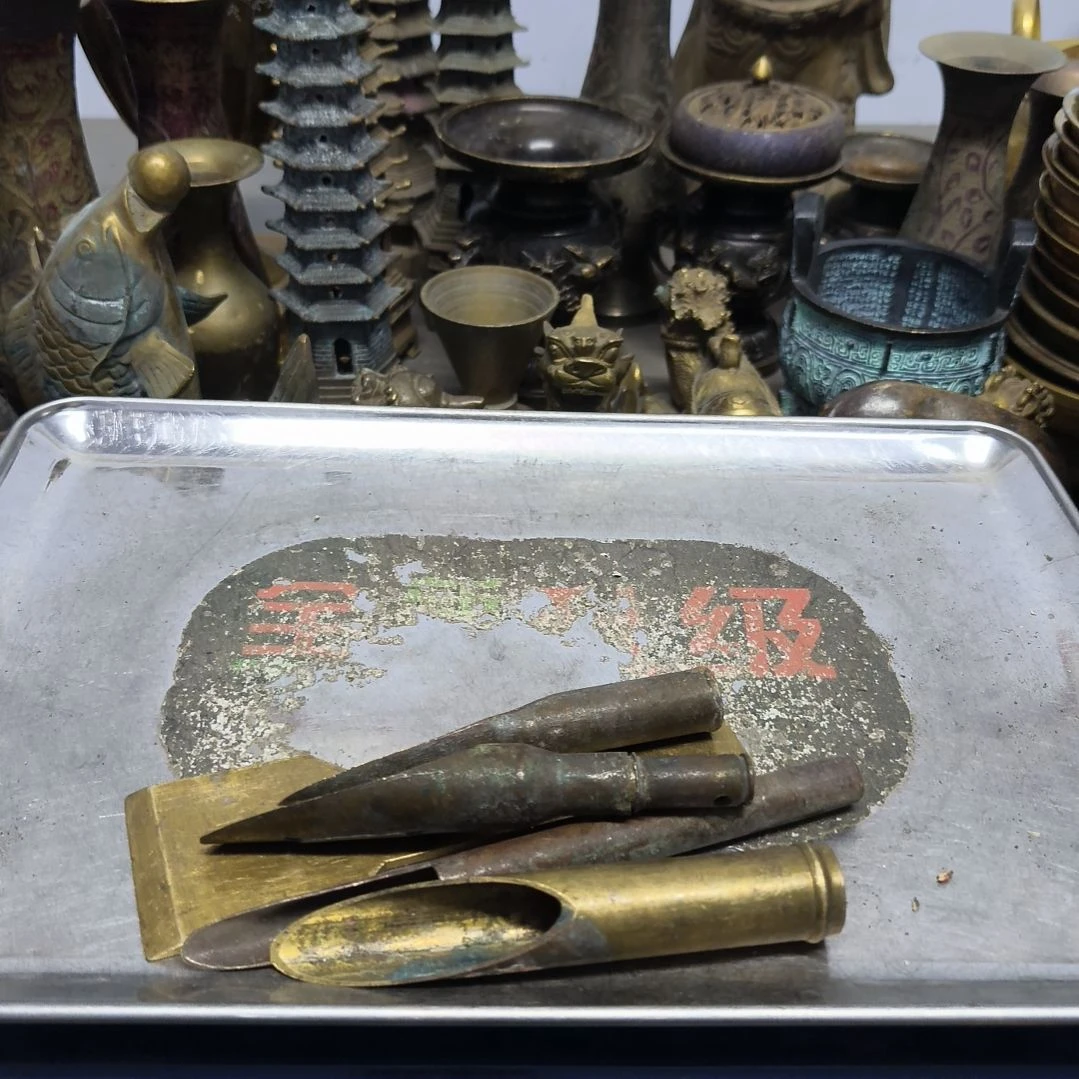 用****8铜器30.666666666666