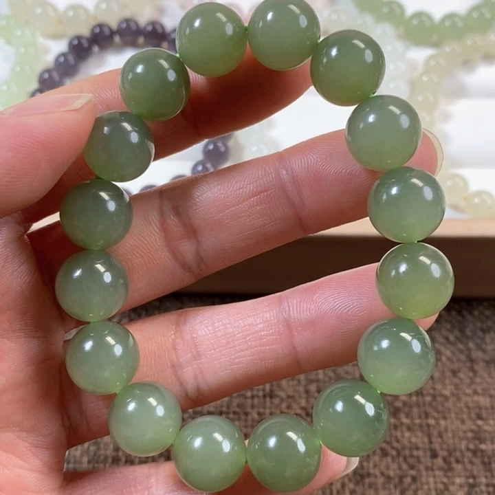 和田玉手串未镶嵌油*菜