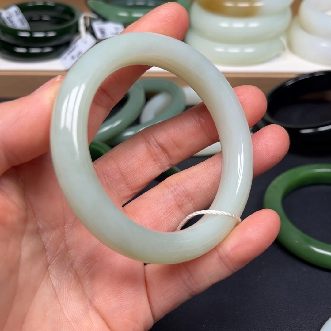 手链未镶嵌和田玉（糖玉）