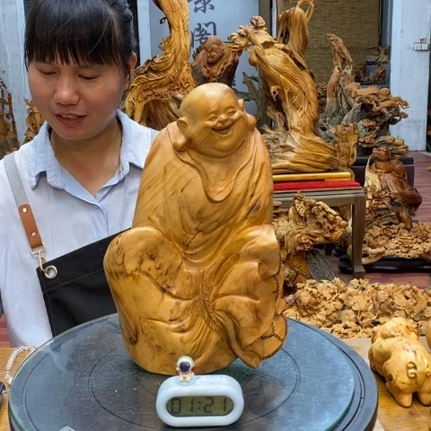 柏木周太行崖柏根雕