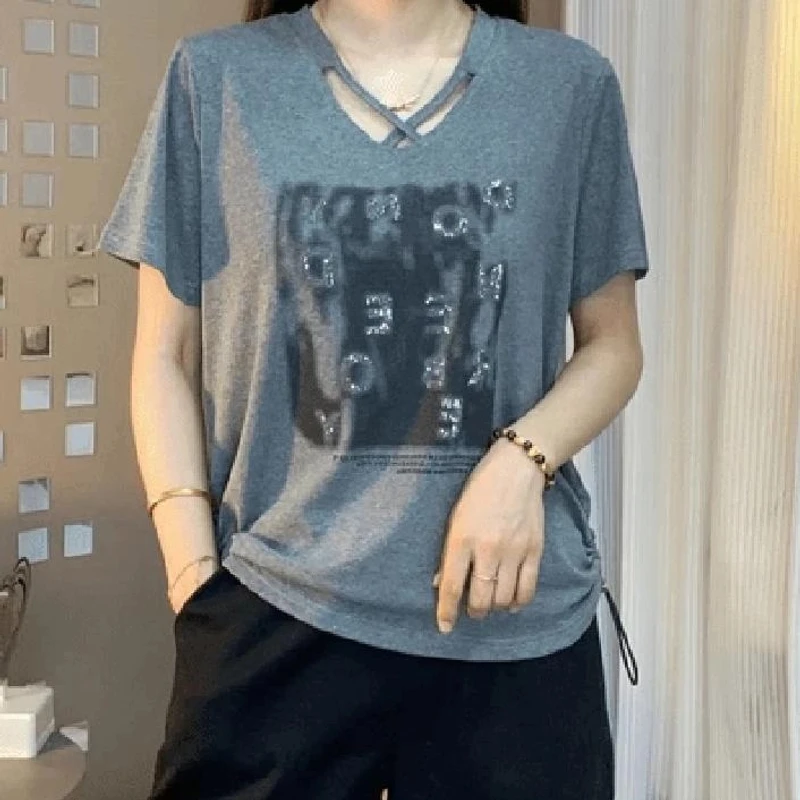 25新款印花短袖V领休闲百搭时尚潮流T恤大码宽松半袖显瘦洋气夏季
