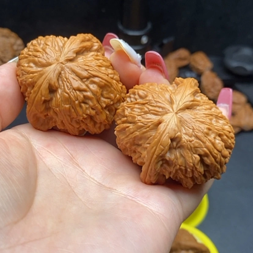 【闪购商品】文玩核桃把件用****8狮子头