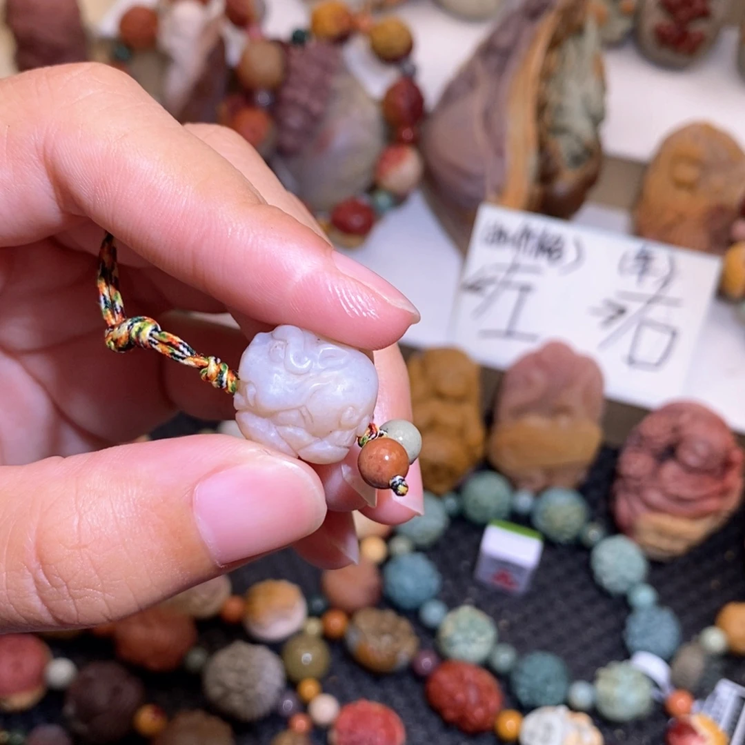 石英质玉（阿拉善玉）未镶嵌手链