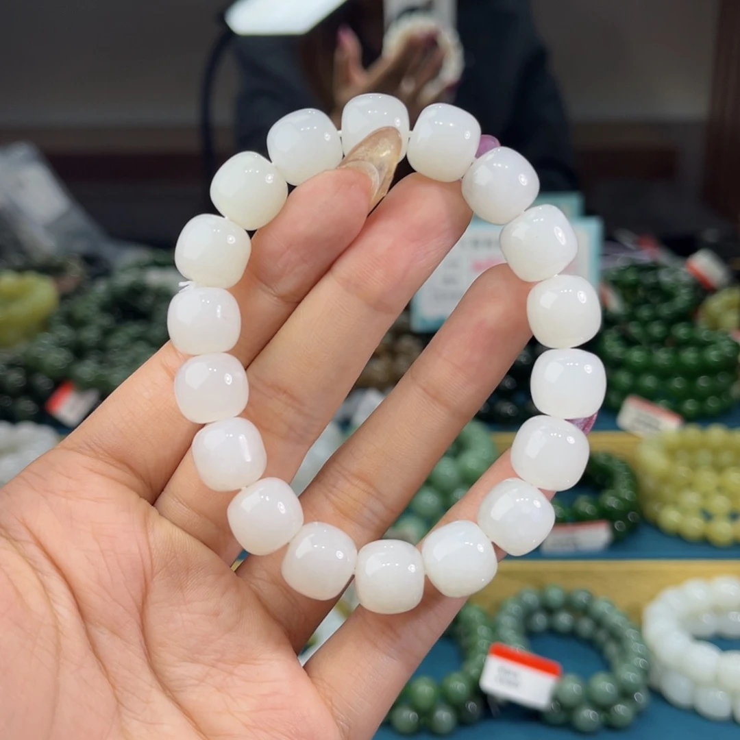 我****未镶嵌手链和田玉纯天然和田玉新疆且末金山白12