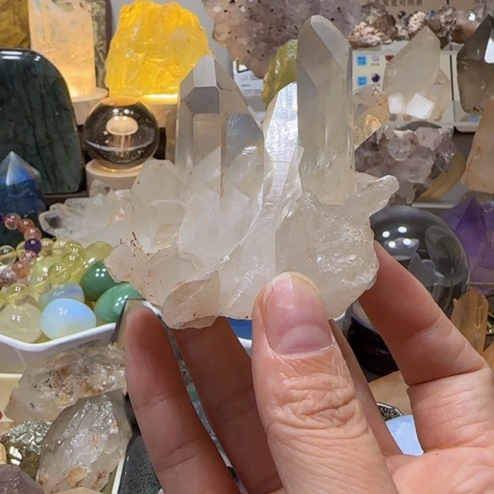 车挂未镶嵌水晶马达加斯加晶簇