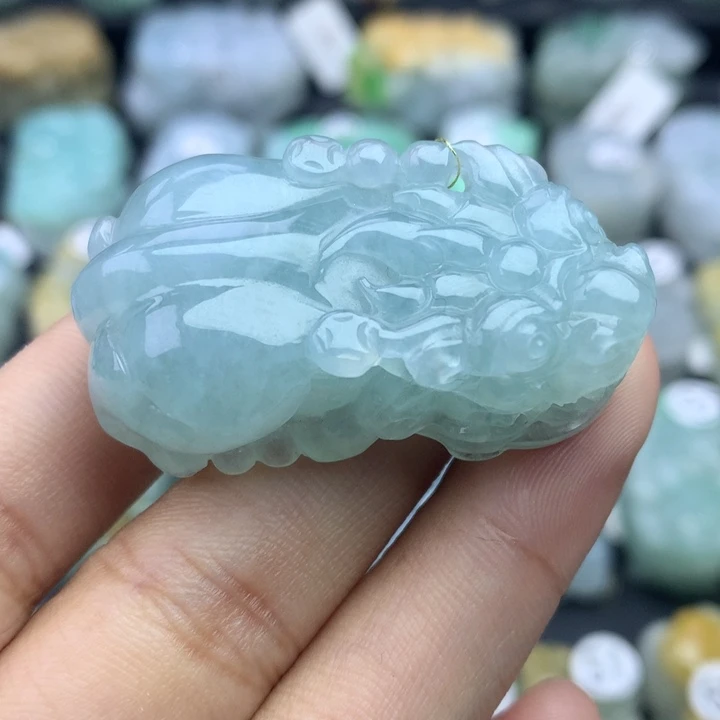 翡翠颈饰未镶嵌天然缅甸翡翠