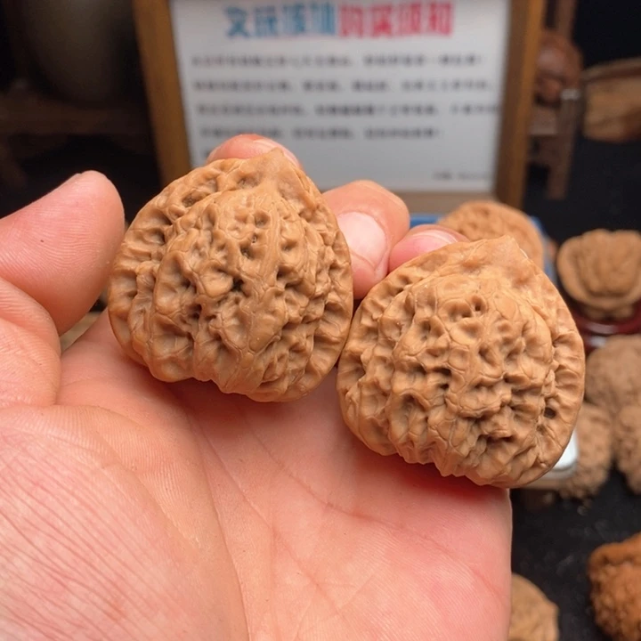 文玩核桃吊坠老*39.5佛肚