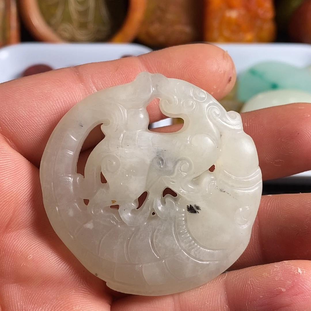 岫玉未镶嵌珠宝奇石