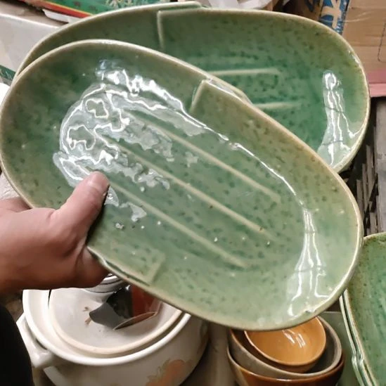 陶瓷长方盘鱼盘两支微瑕疵品完美者勿拍